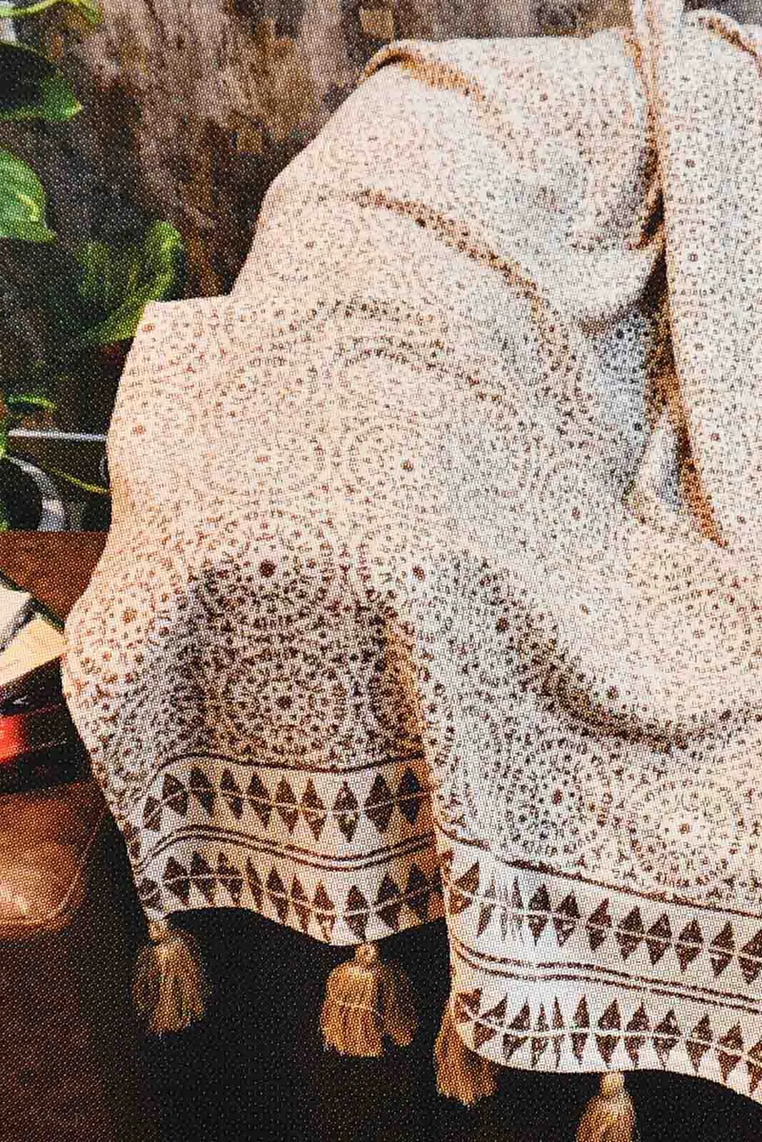Beige Geometric Throw With Fringes