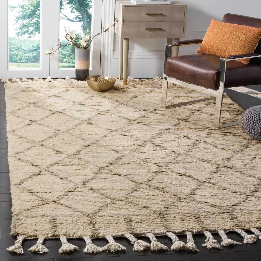 Casablanca Diamond Ivory/Light Gray Area Rug