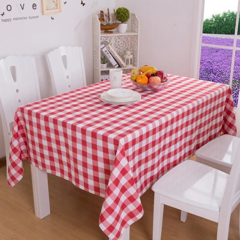 Chic Contemporary Checkered Dining Table Cover