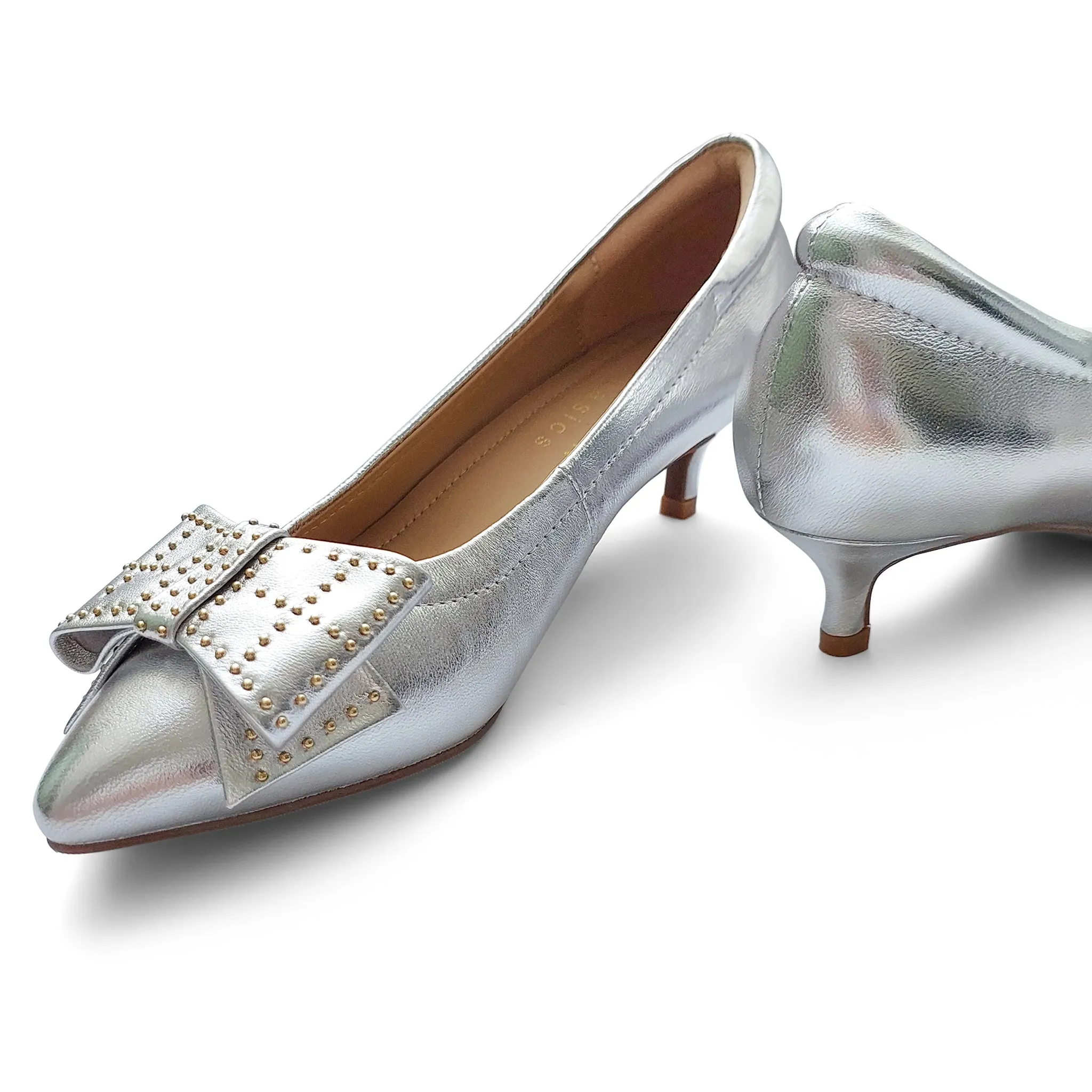 Chloe Signature lambskin pumps with stud ribbons