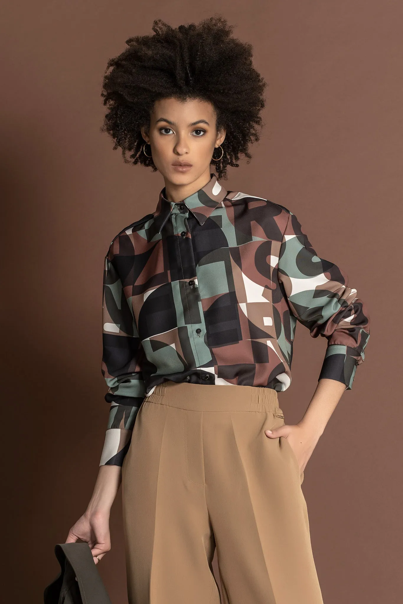 GEOMETRIC PRINTED SHIRT