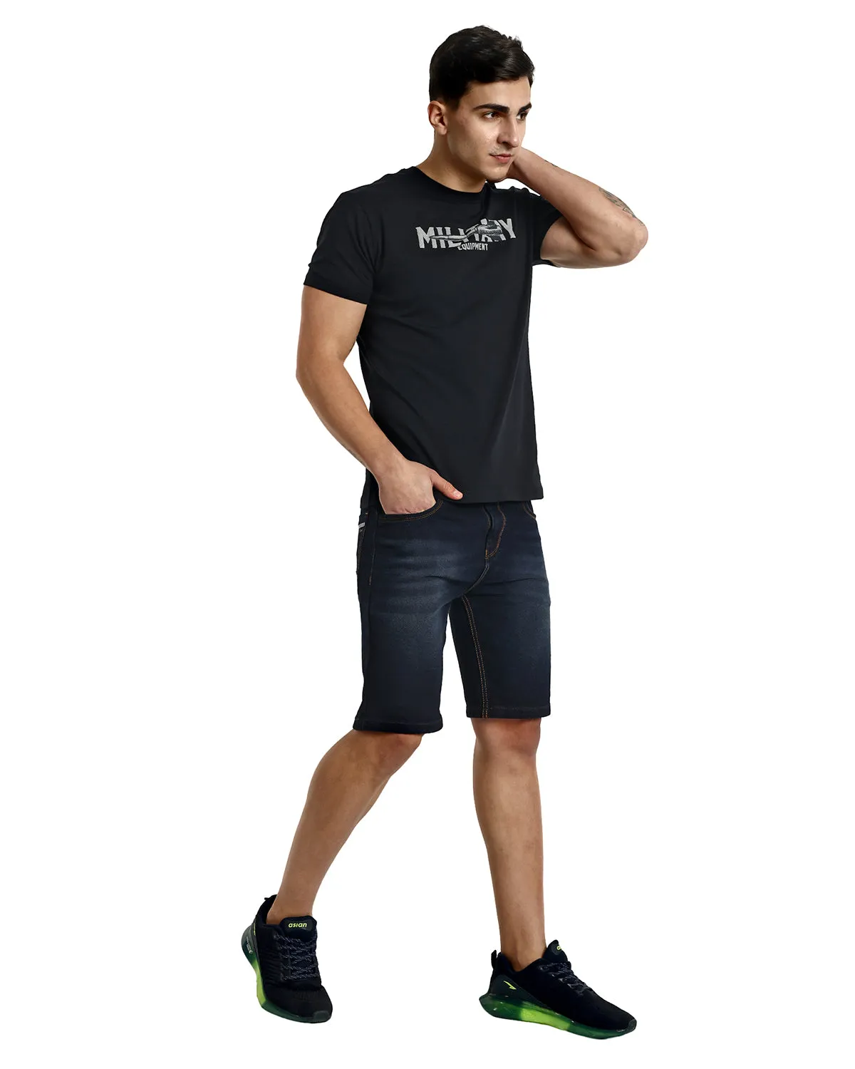 Men Black Printed Round Neck T-Shirt