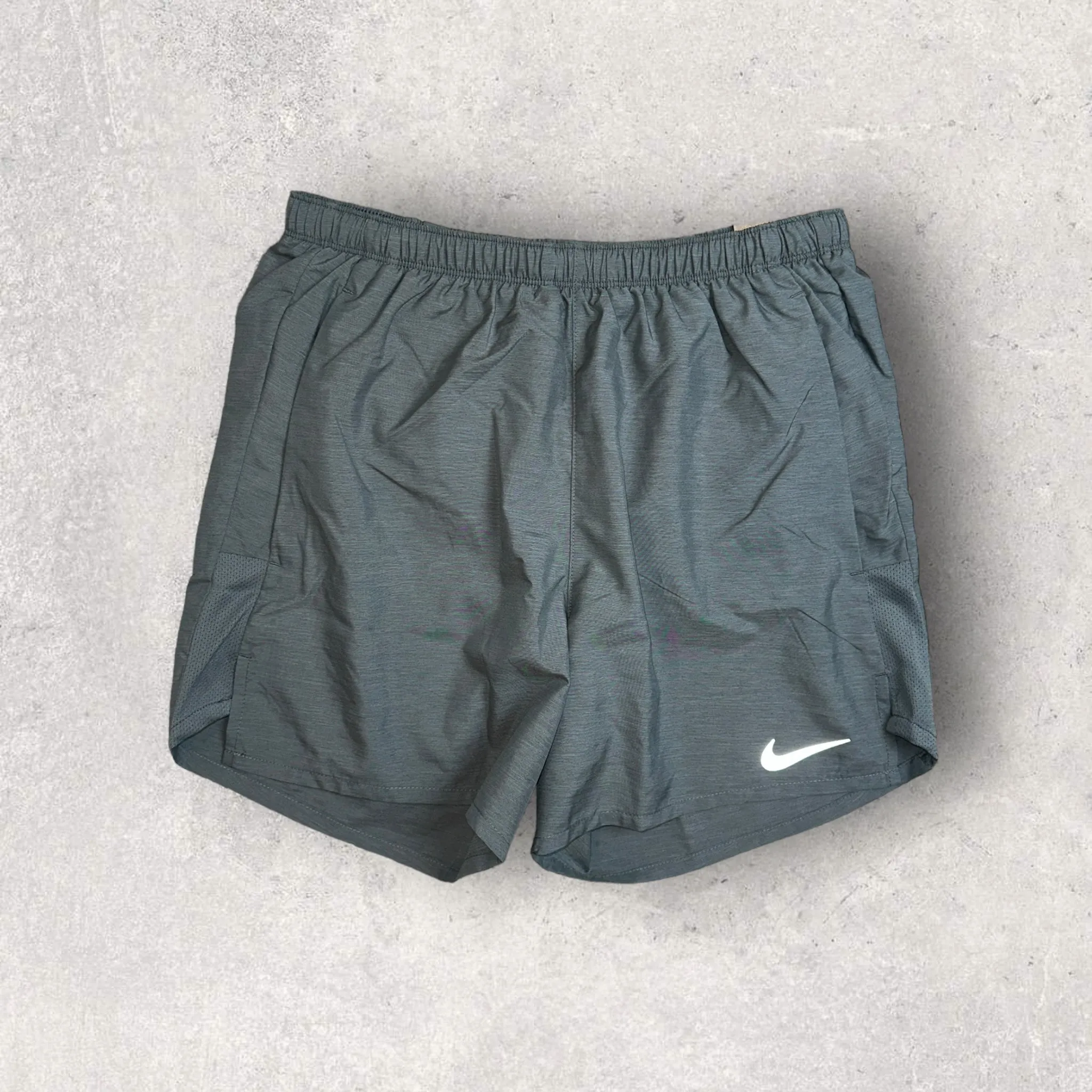 NIKE ELEMENT 1.4 ZIP/ SHORT SET - SMOKE GREY/GREY