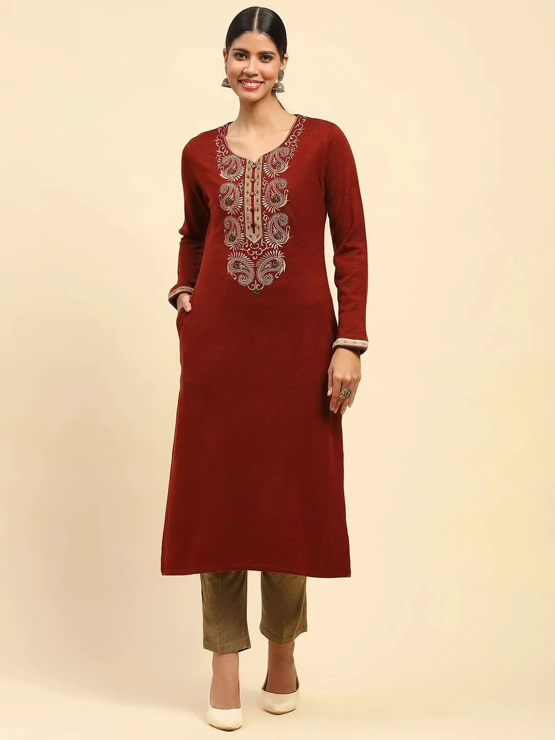 Rust WoolenThread Embroidered V-Neck Kurta