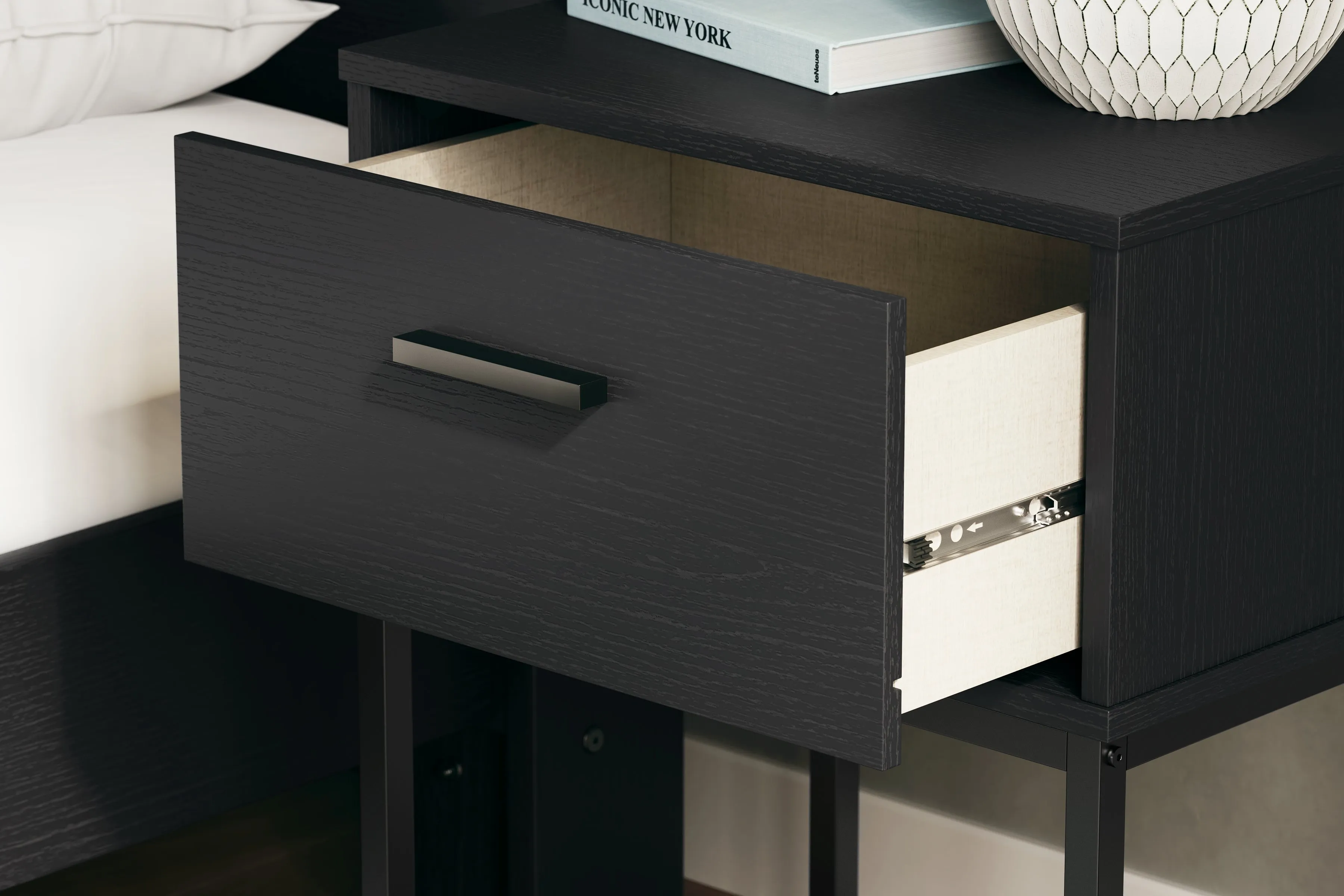 Socalle Full Panel Headboard with Dresser and 2 Nightstands in Black